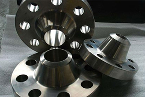 Titanium flanges
